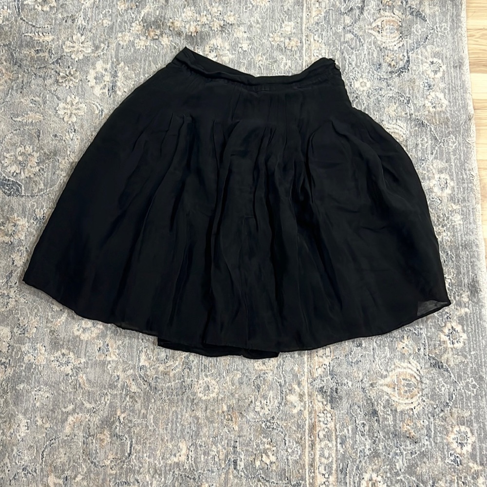 Banana Republic linen/ silk black skirt - size 4
